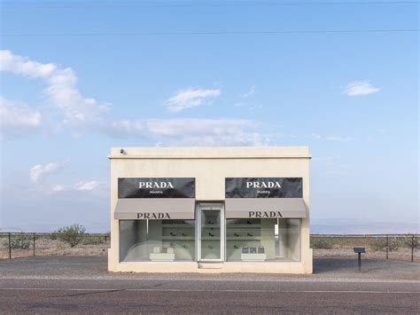 prada marfa cos'è|prada store in marfa tx.